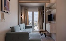 Thea Small House